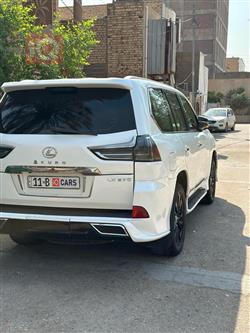 لكزس LX
